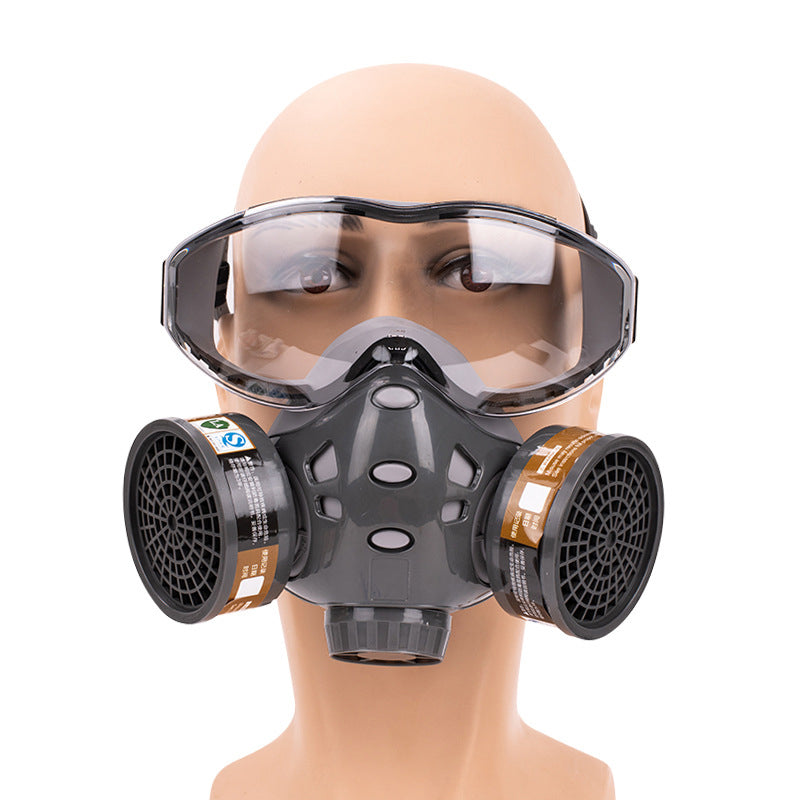 Utilisation du masque à gaz pour la concurrence tactique à